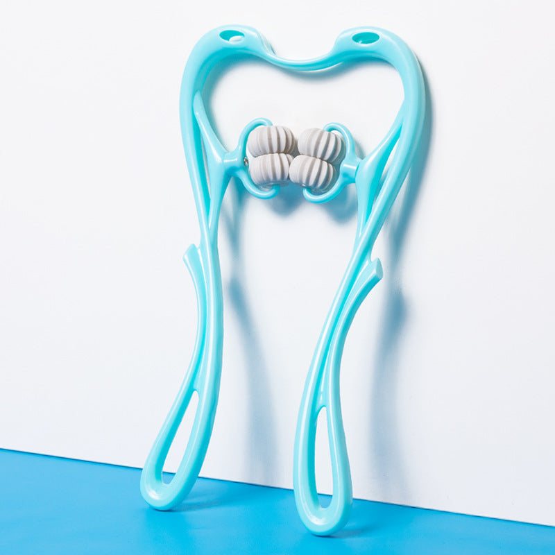 Manual Neck Massager Roller Tool – ergonomic handle close-up