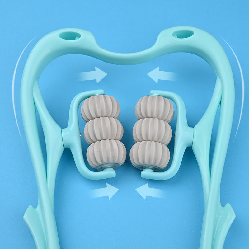 Manual Neck Massager Roller Tool – ergonomic handles close-up